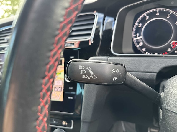 Used Volkswagen Golf 2017 for sale - 76057946: Photo 25