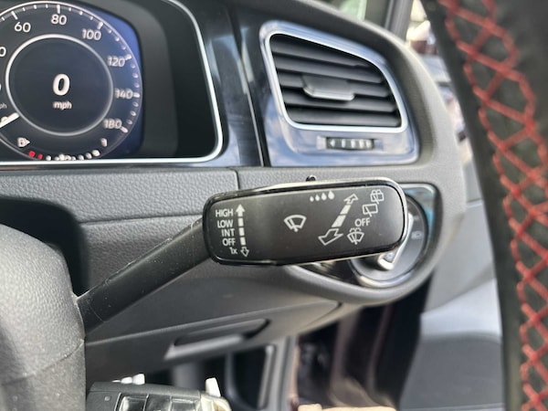 Used Volkswagen Golf 2017 for sale - 76057946: Photo 26