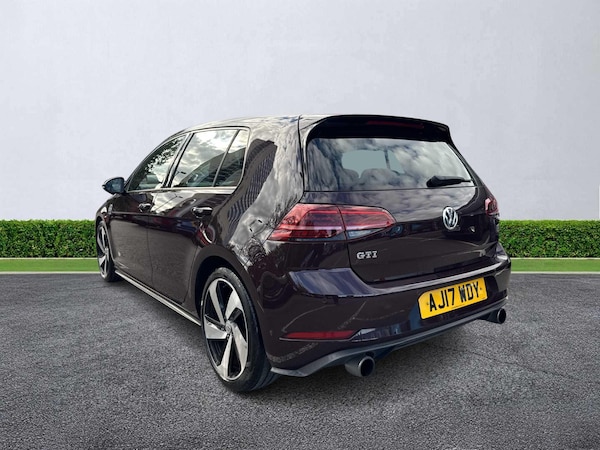 Used Volkswagen Golf 2017 for sale - 76057946: Photo 2