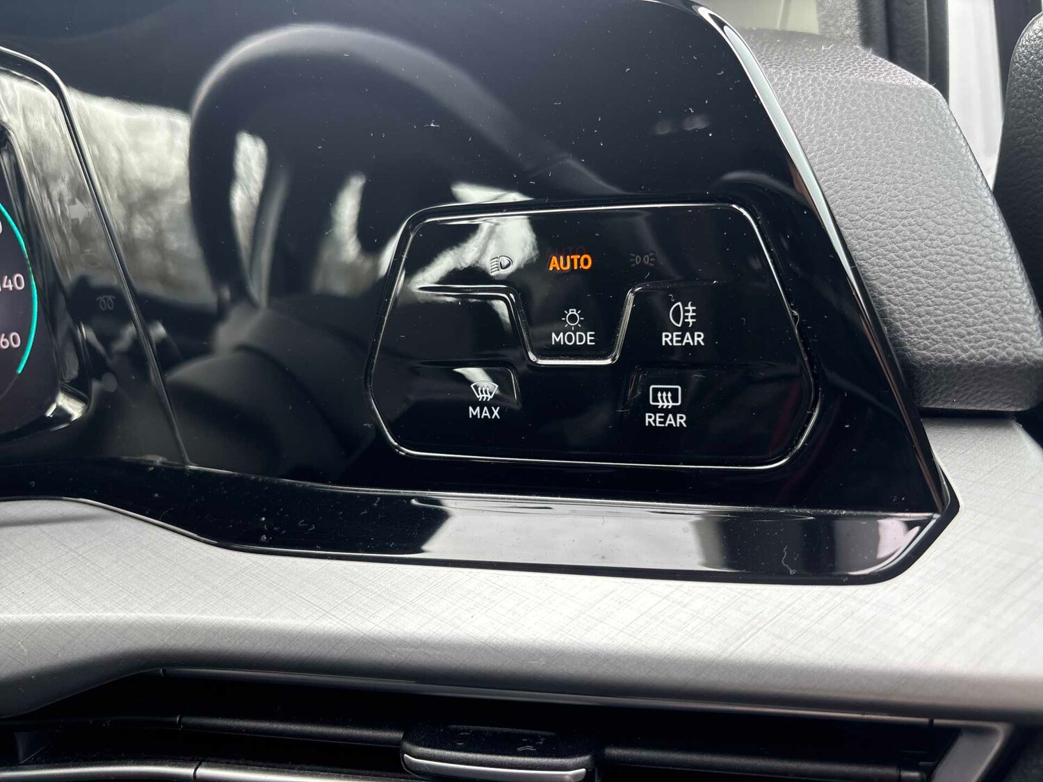 Used Volkswagen Golf 2020 for sale - 78193596: Photo 29