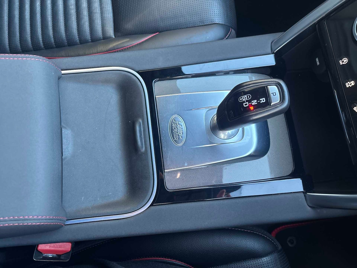 Used Land Rover Discovery Sport 2020 for sale - 76945902: Photo 12