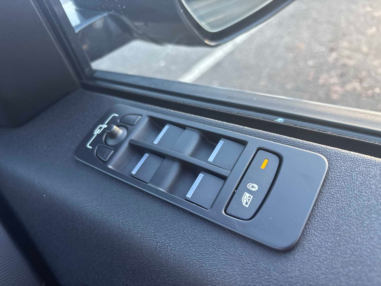 Used Land Rover Discovery Sport 2020 for sale - 76945902: Photo 20