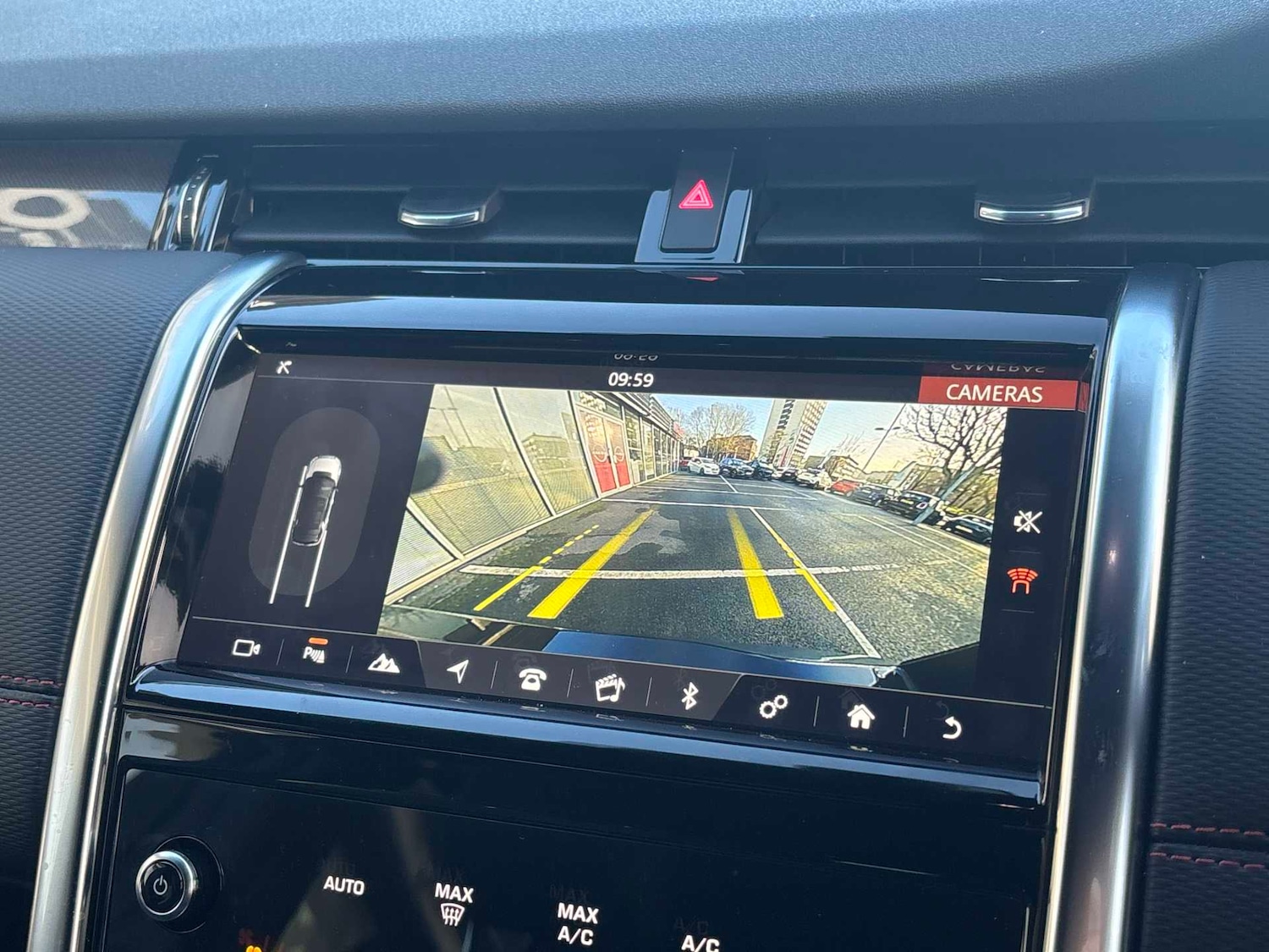 Used Land Rover Discovery Sport 2020 for sale - 76945902: Photo 21