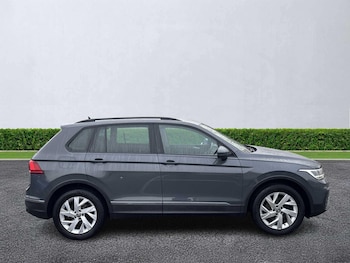 Used Volkswagen Tiguan 2022 for sale - 77845329: Photo
