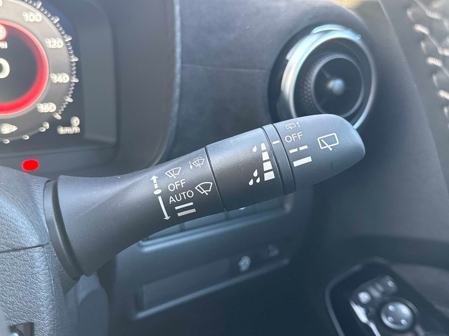 Used Nissan Juke 2025 for sale - 76845273: Photo 25