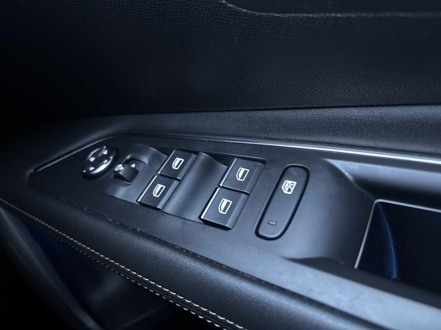 Used Peugeot 3008 2021 for sale - 76974551: Photo 20