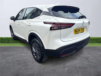 Used Nissan Qashqai 2024 for sale - 76144315: Photo 2