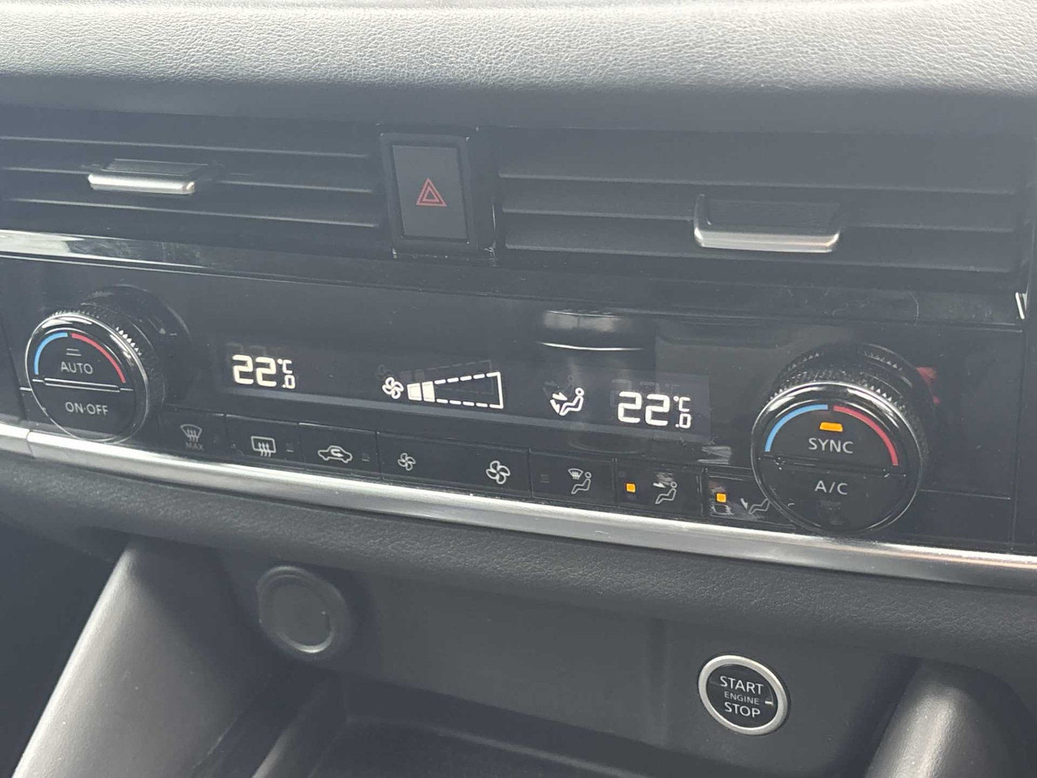Used Nissan Qashqai 2022 for sale - 76331093: Photo 11