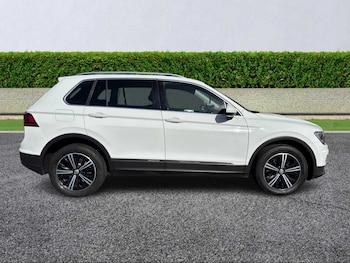 Used Volkswagen Tiguan 2017 for sale - 75962456: Photo
