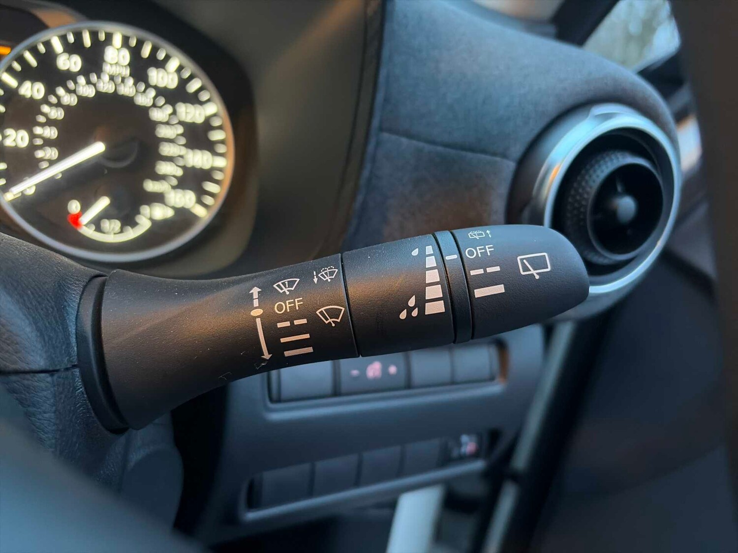 Used Nissan Juke 2024 for sale - 78053521: Photo 25