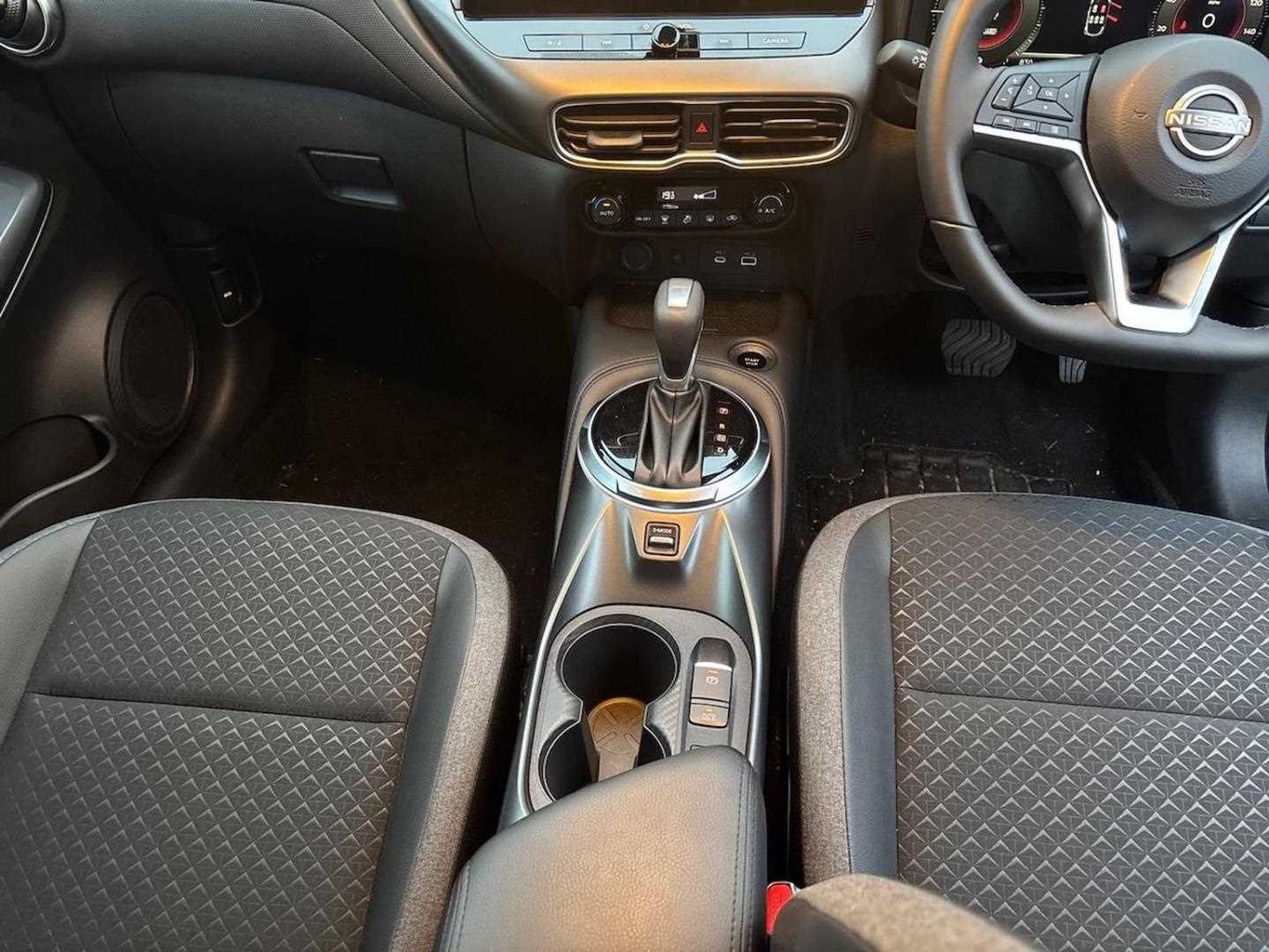 Used Nissan Juke 2024 for sale - 76600121: Photo 13