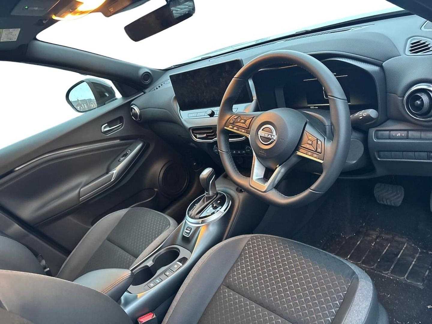 Used Nissan Juke 2024 for sale - 76600121: Photo 15