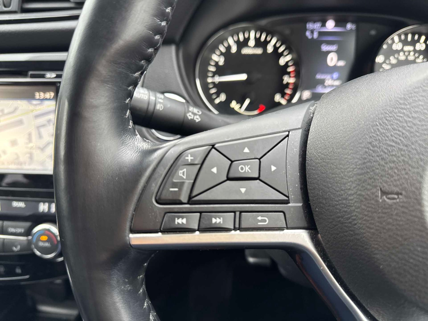 Used Nissan X-Trail 2019 for sale - 76543035: Photo 24