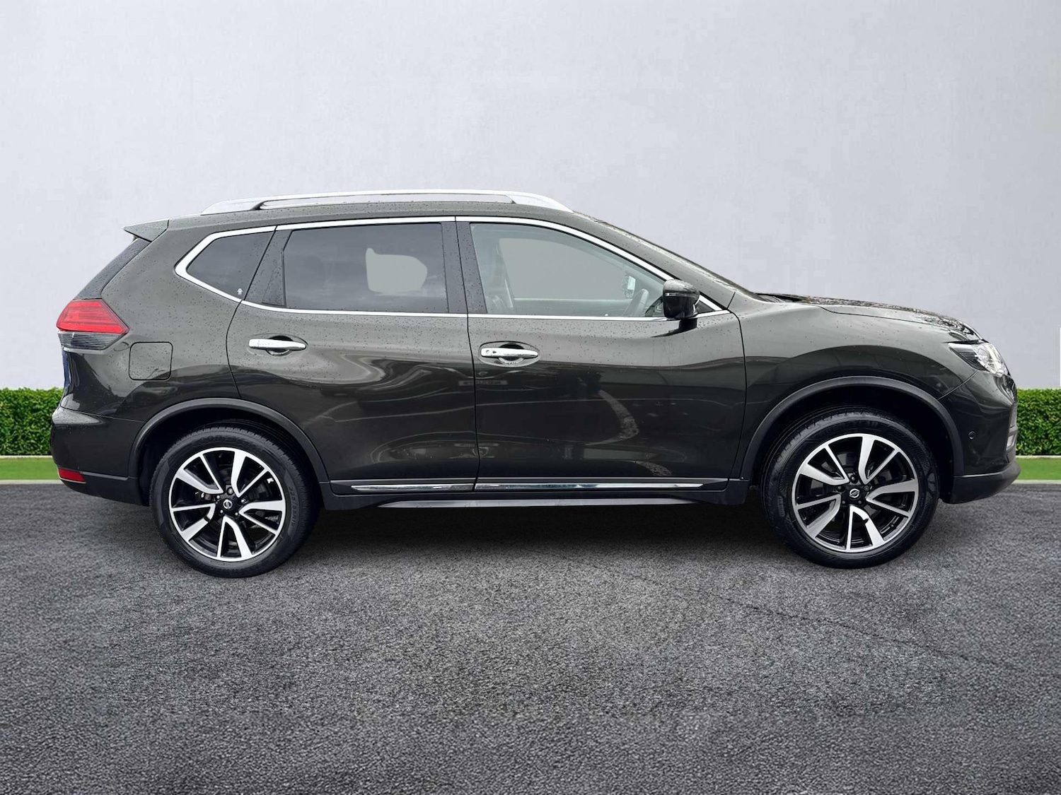 Used Nissan X-Trail 2019 for sale - 76543035: Photo 3