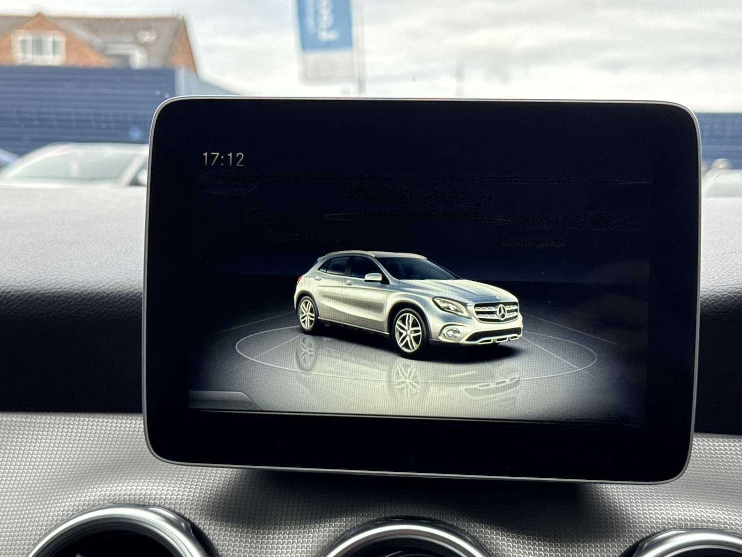 Used Mercedes-Benz GLA 2019 for sale - 76127210: Photo 10