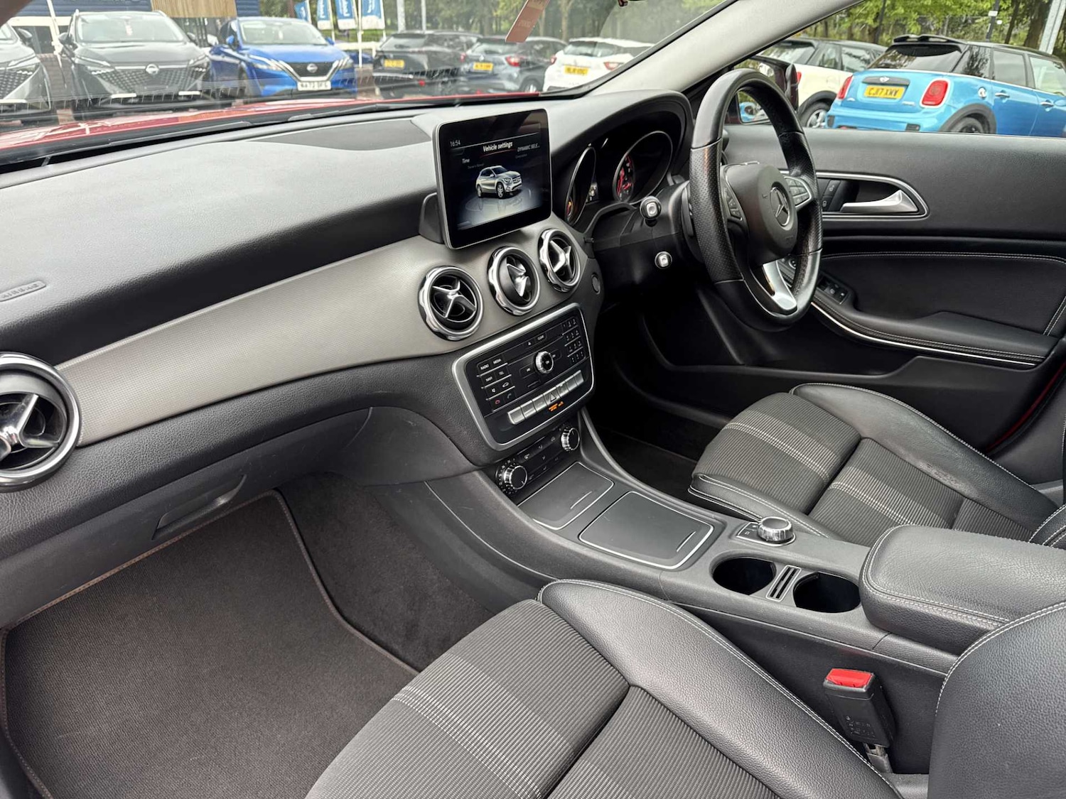 Used Mercedes-Benz GLA 2019 for sale - 76127210: Photo 7
