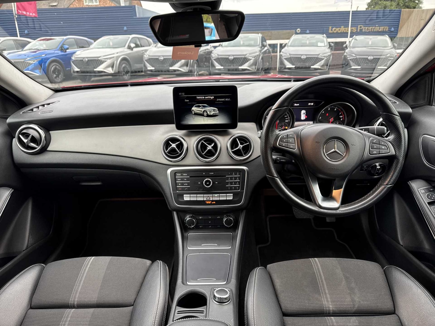 Used Mercedes-Benz GLA 2019 for sale - 76127210: Photo 8