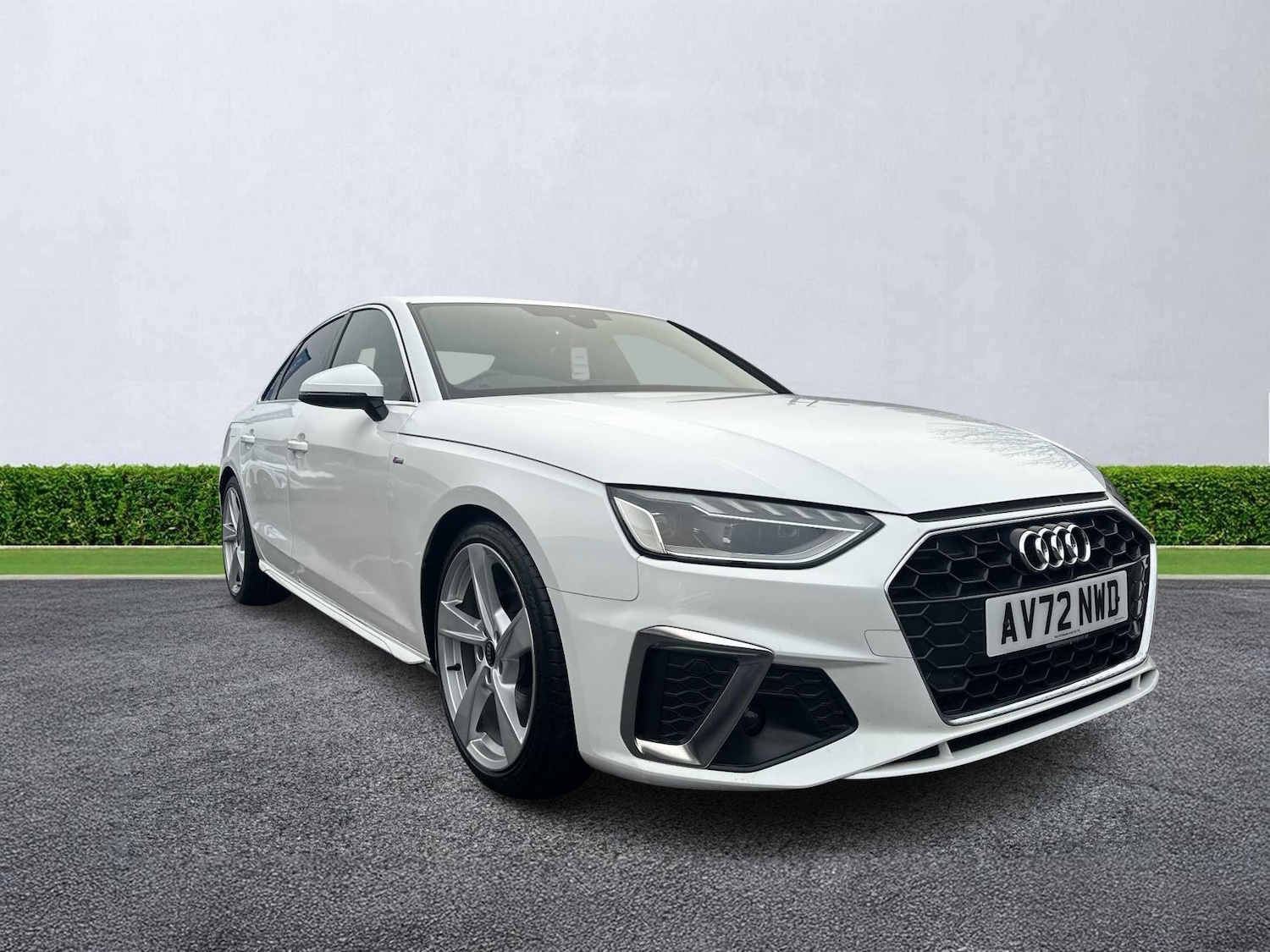 Used Audi A4 2022 for sale - 77028123: Photo 1