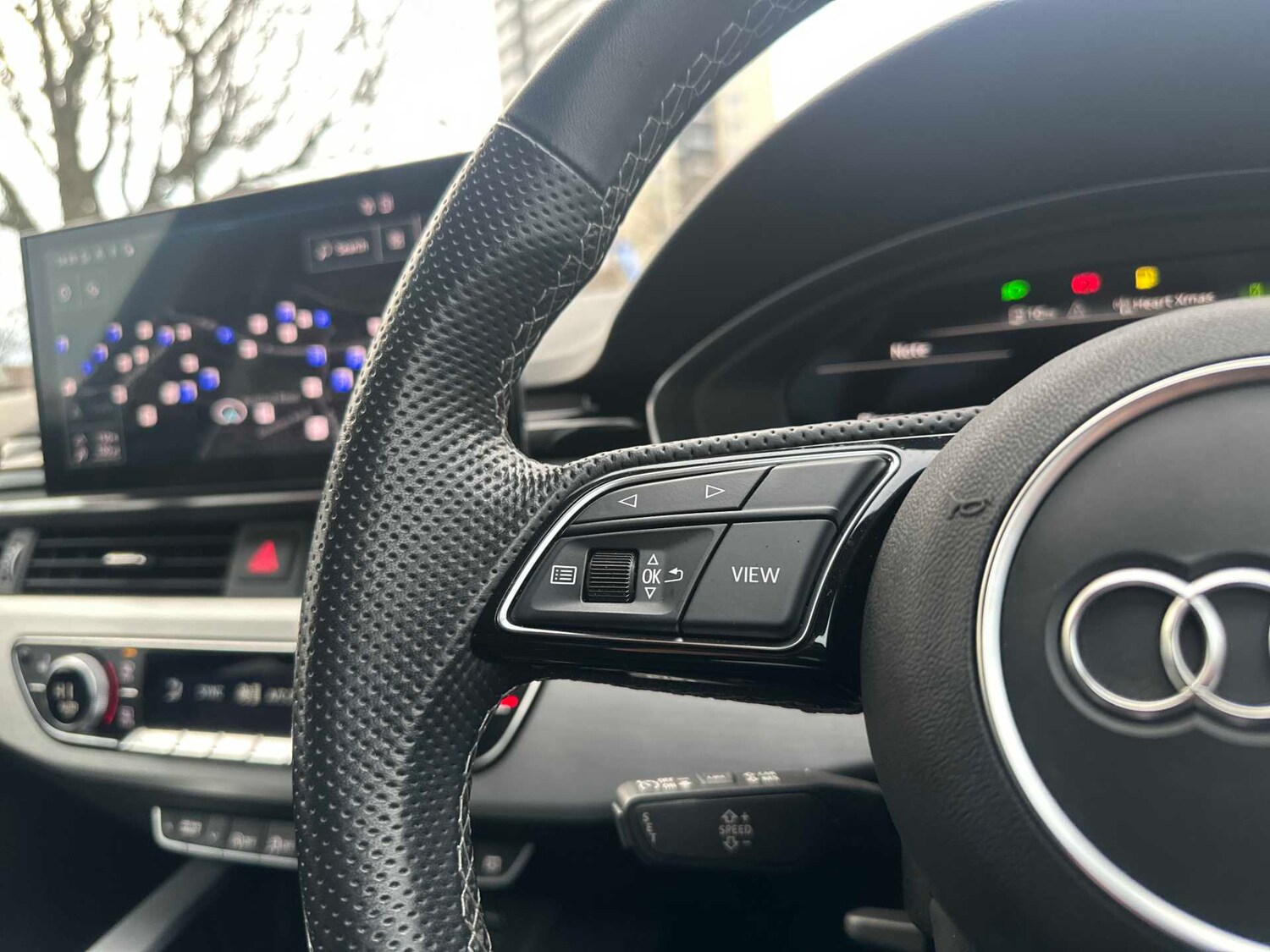 Used Audi A4 2022 for sale - 77028123: Photo 24