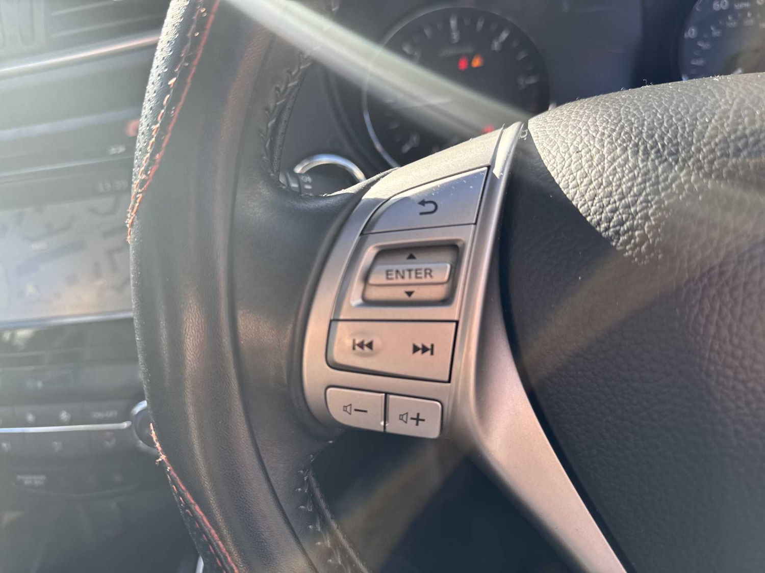 Used Nissan Qashqai 2016 for sale - 76342983: Photo 24