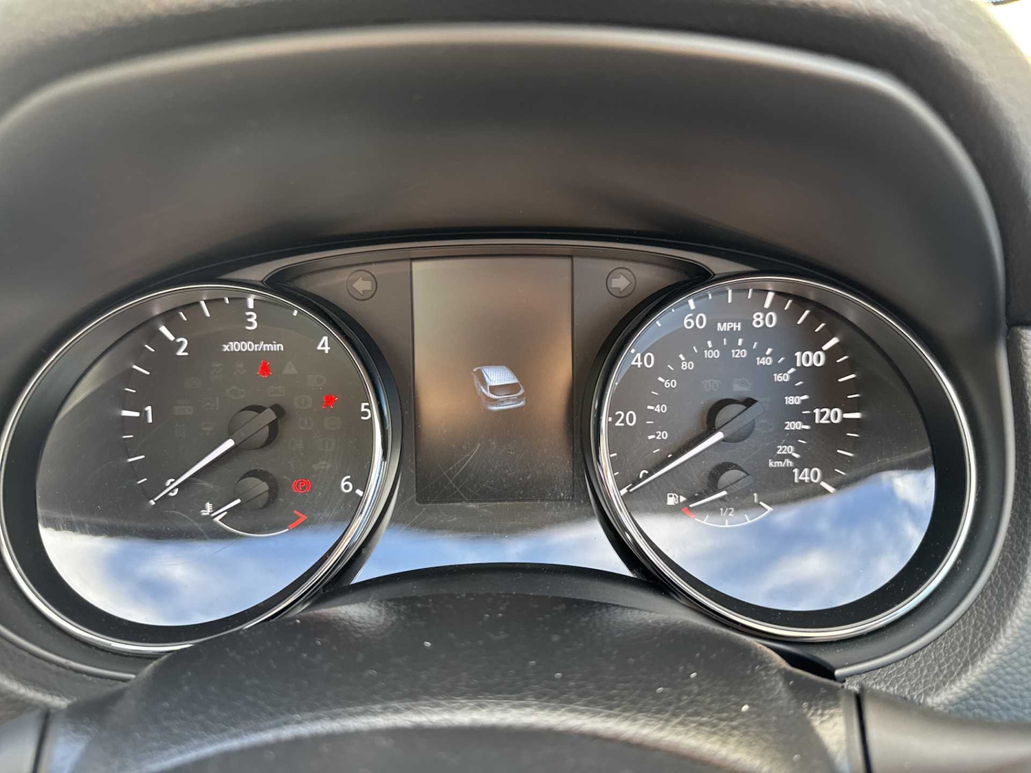 Used Nissan Qashqai 2016 for sale - 76342983: Photo 9