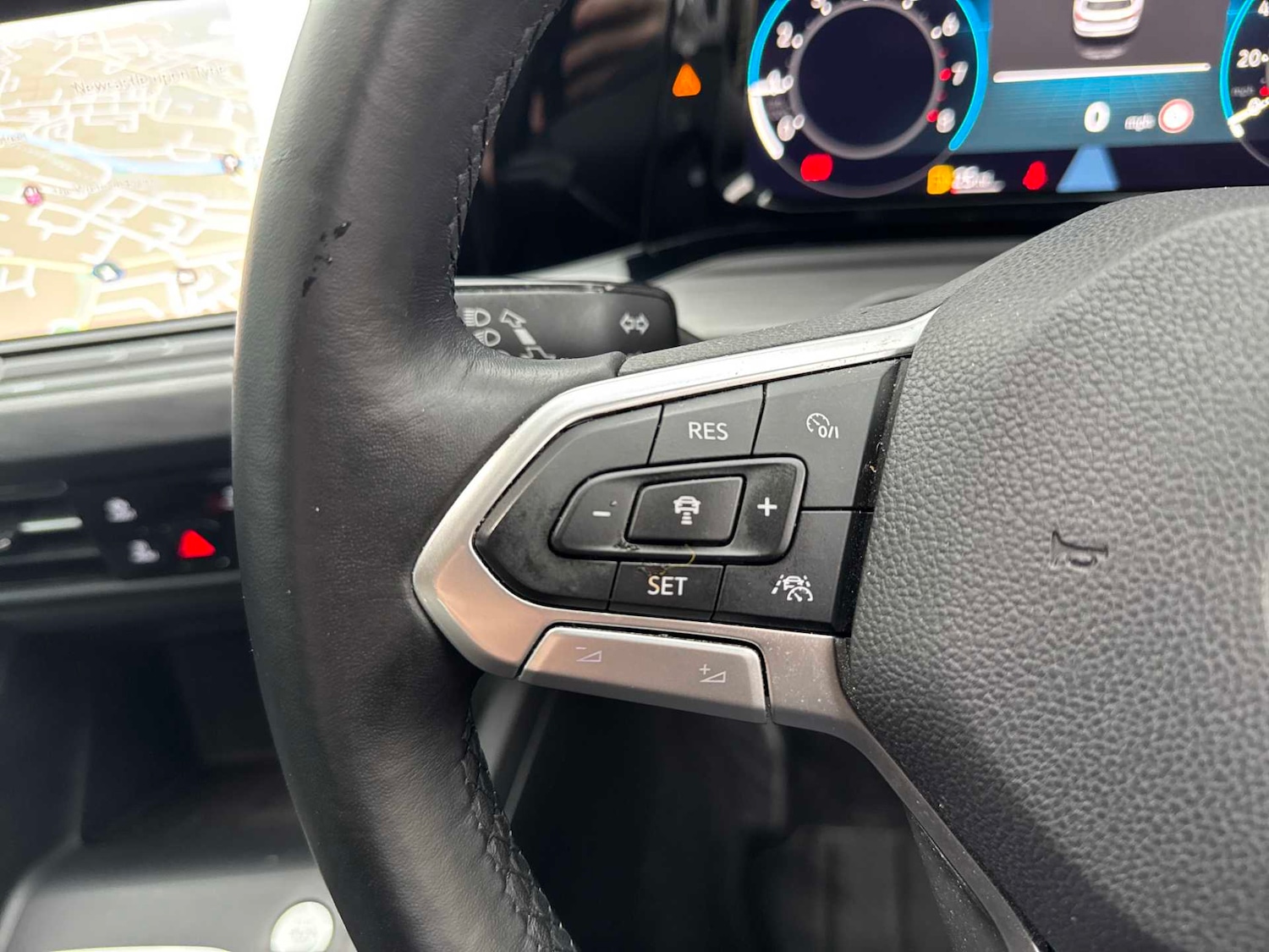 Used Volkswagen Golf 2020 for sale - 76720314: Photo 24