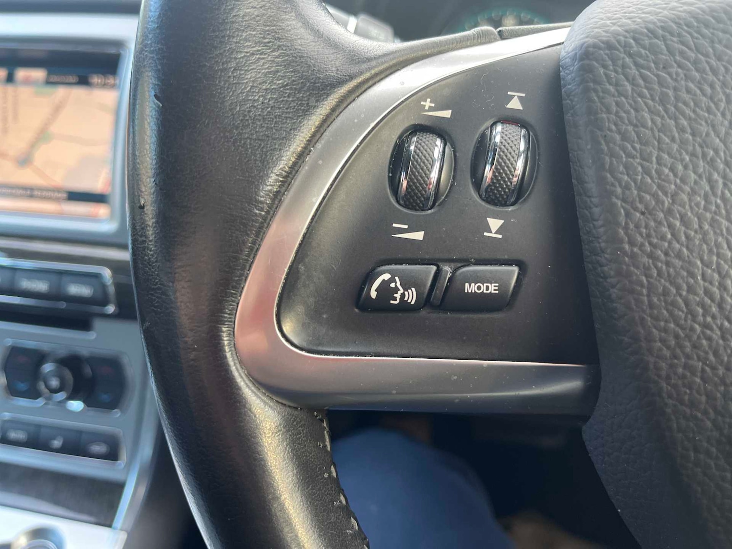 Used Jaguar XF 2015 for sale - 76628063: Photo 24