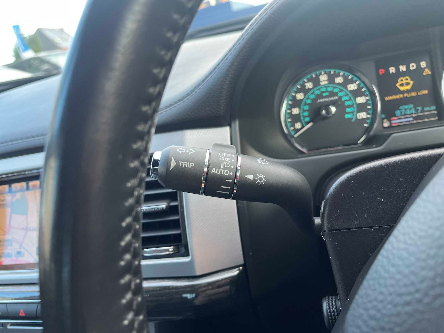 Used Jaguar XF 2015 for sale - 76628063: Photo 26