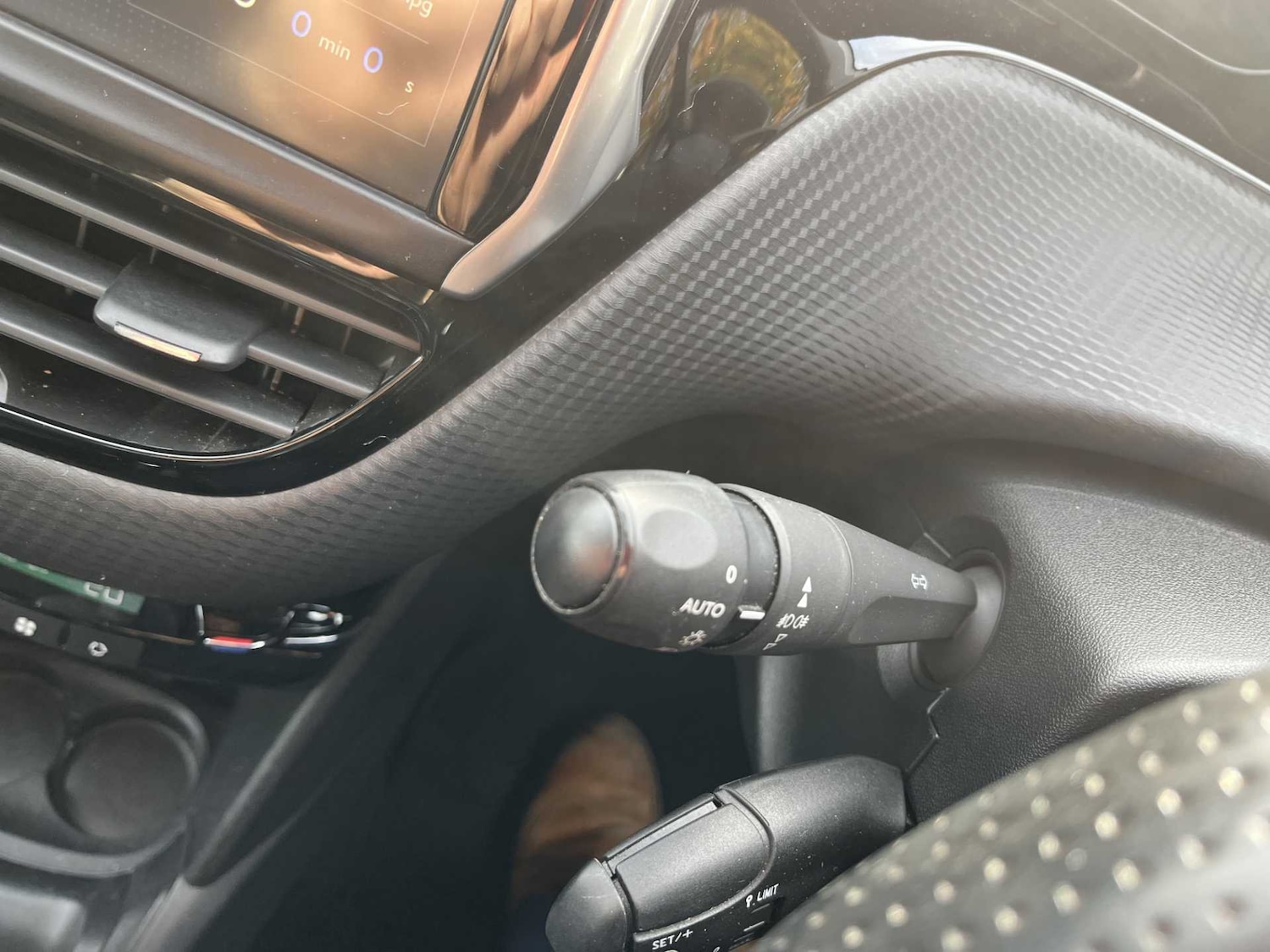 Used Peugeot 208 2016 for sale - 76363413: Photo 26