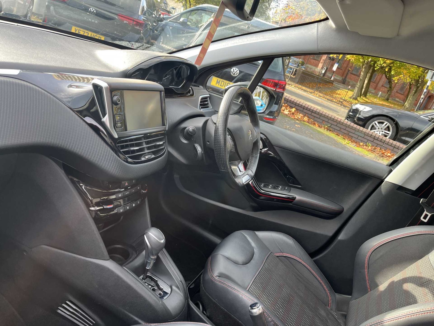 Used Peugeot 208 2016 for sale - 76363413: Photo 7