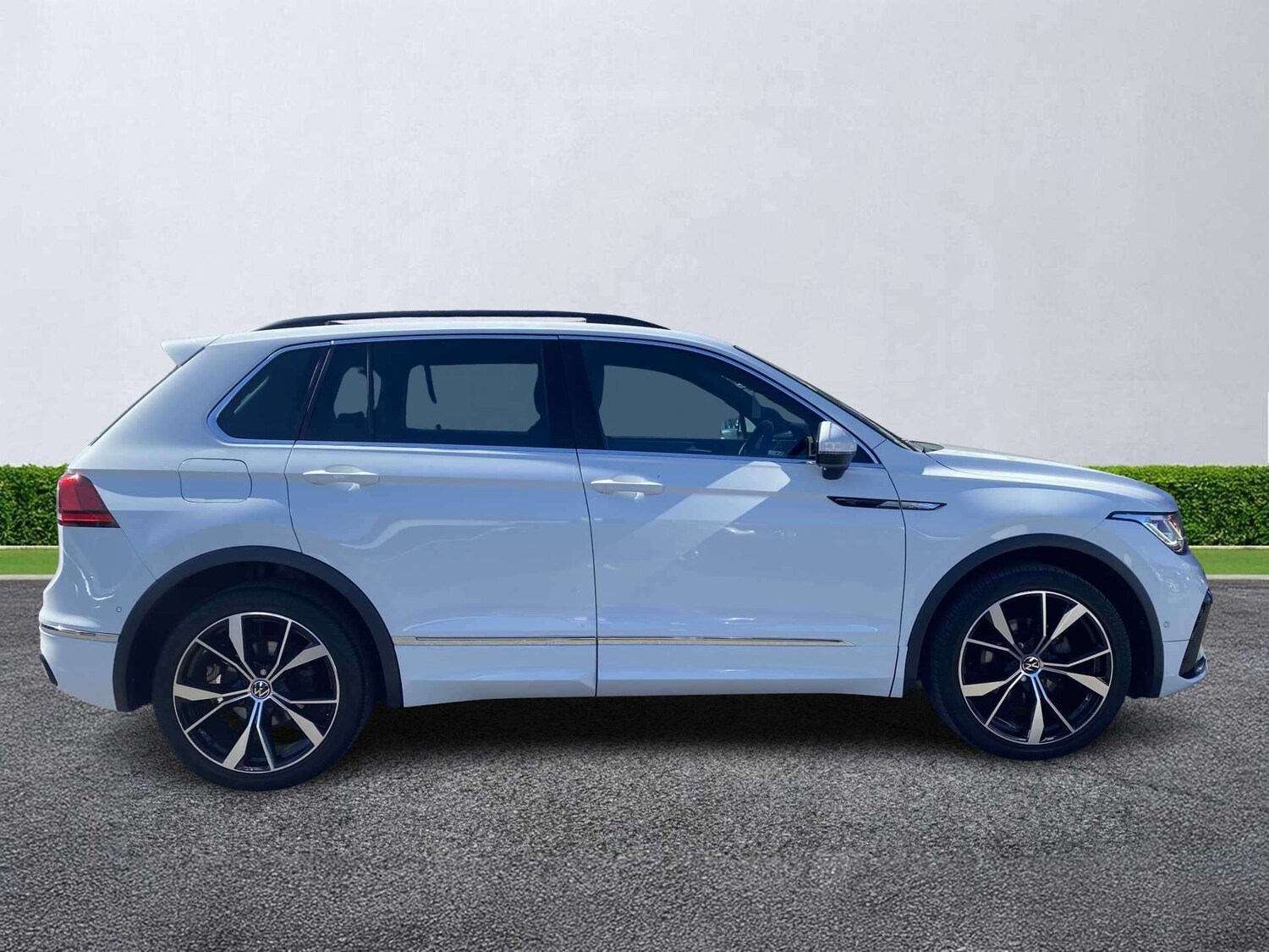 Used Volkswagen Tiguan 2021 for sale - 78192091: Photo 3