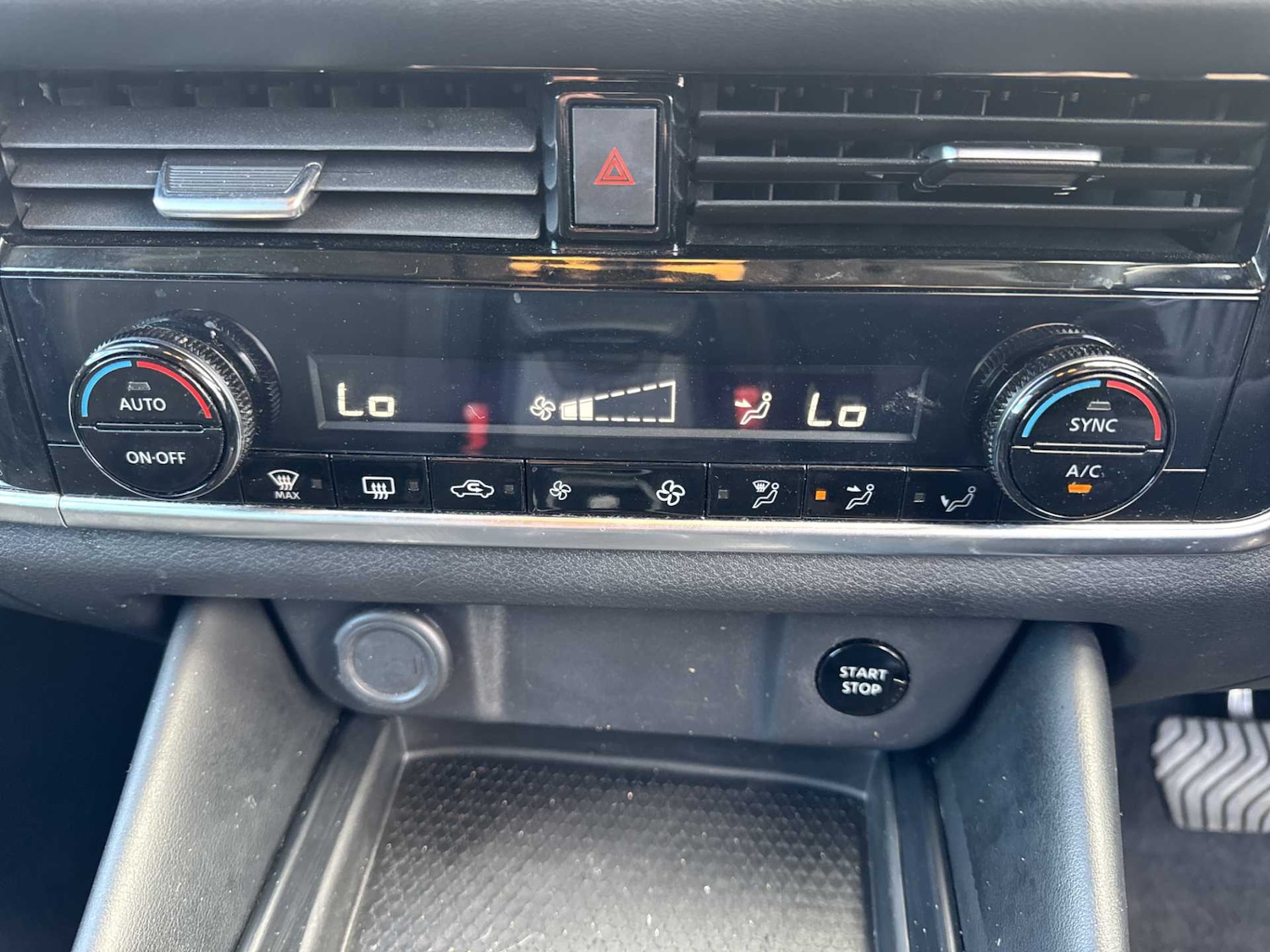 Used Nissan Qashqai 2023 for sale - 76418208: Photo 11