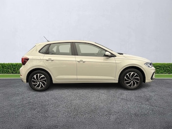 Used Volkswagen Polo 2022 for sale - 77012423: Photo
