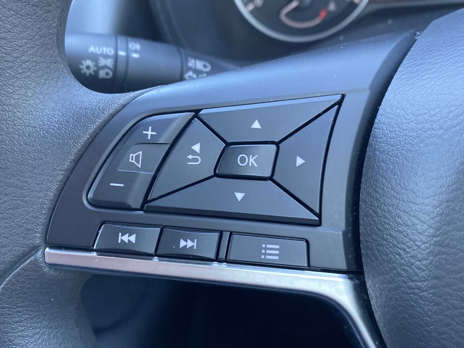 Used Nissan Juke 2024 for sale - 76848746: Photo 24