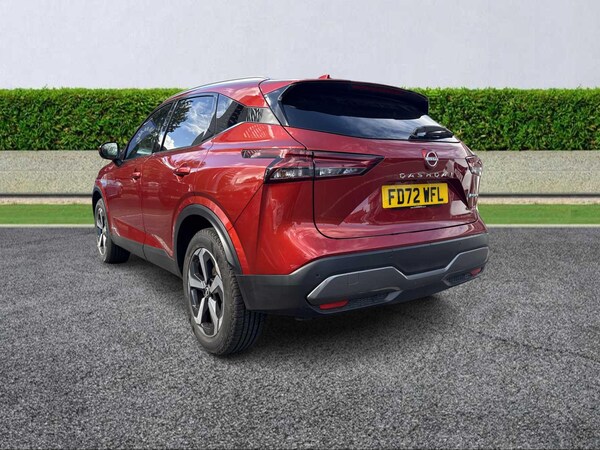 Used Nissan Qashqai 2022 for sale - 75525503: Photo 2
