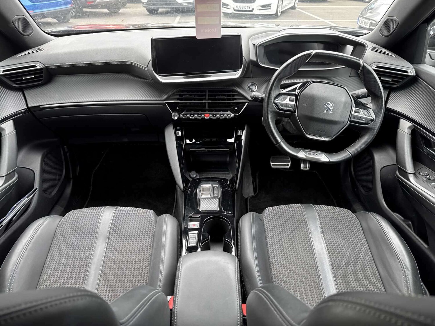 Used Peugeot E-2008 2023 for sale - 77028118: Photo 10