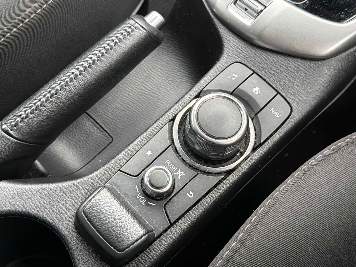 Used Mazda CX-3 2016 for sale - 78011632: Photo 27