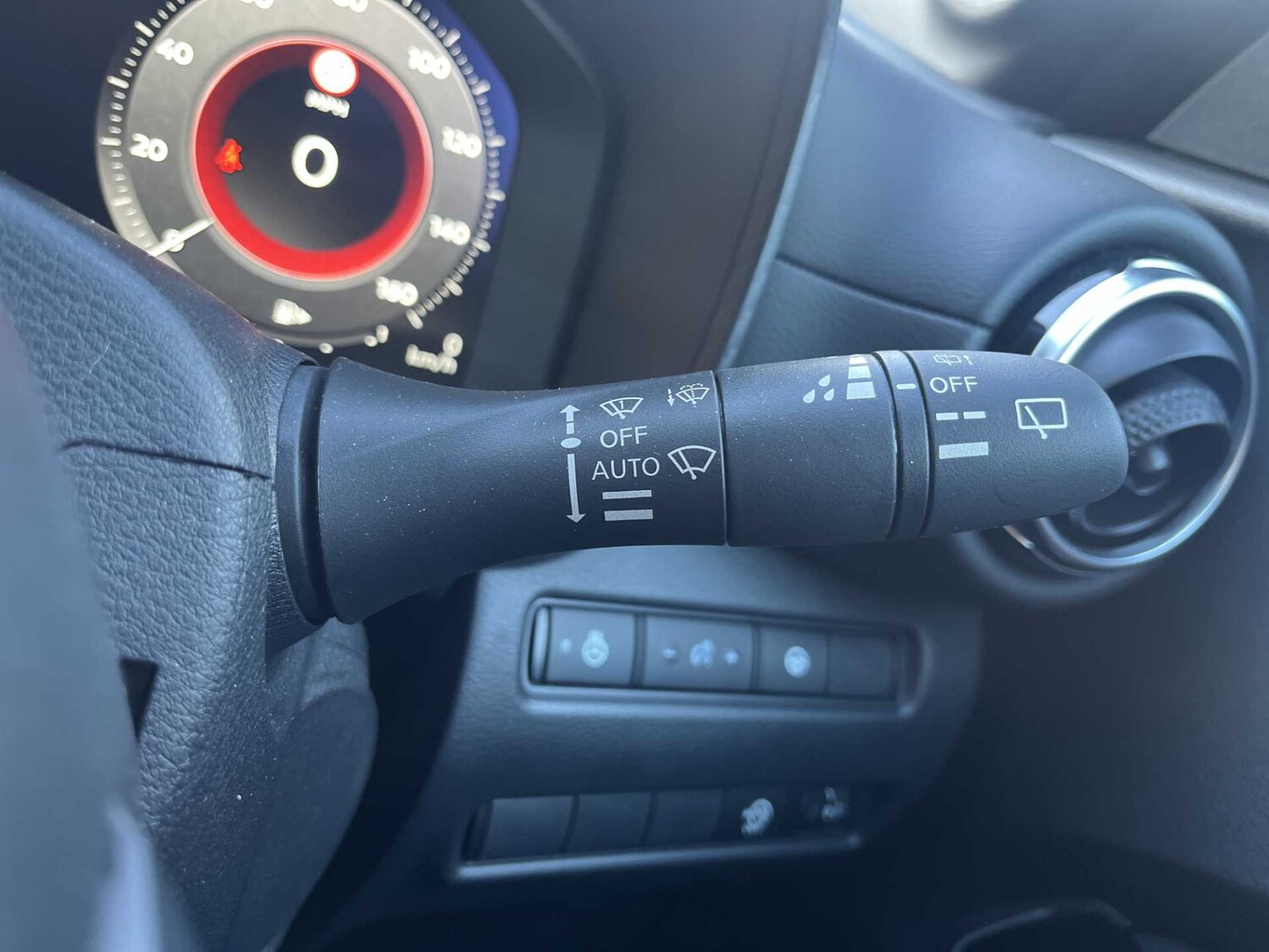 Used Nissan Juke 2024 for sale - 76376818: Photo 25