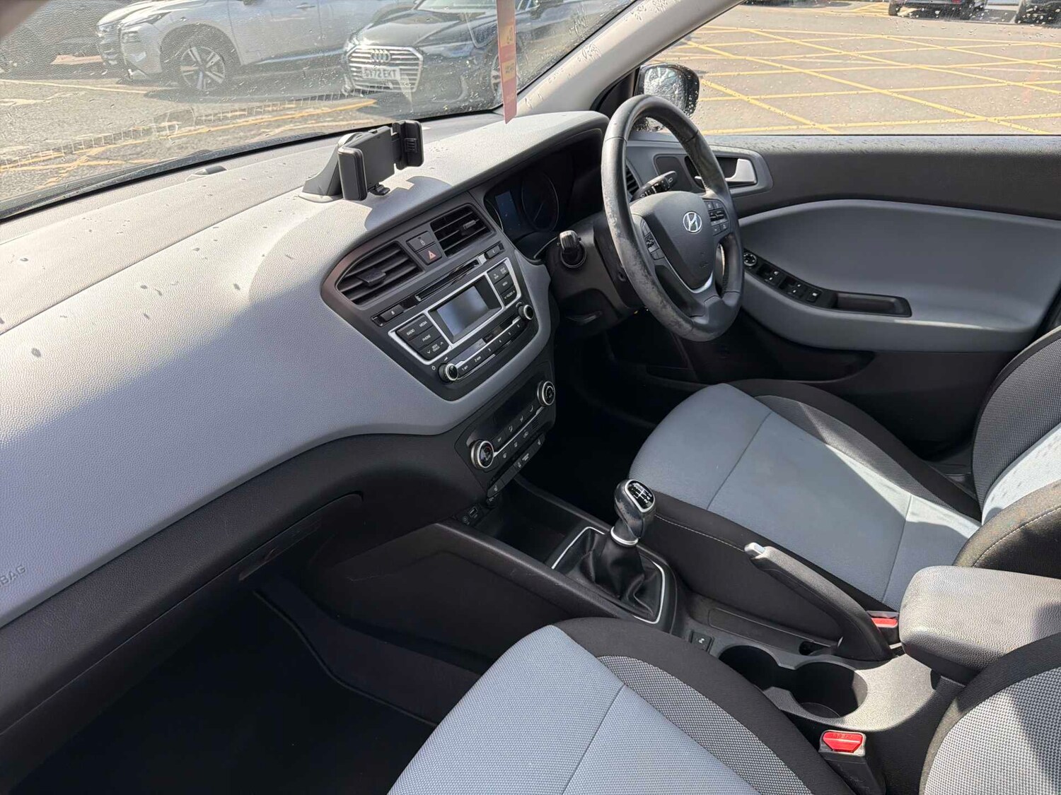 Used Hyundai i20 2014 for sale - 78192892: Photo 7