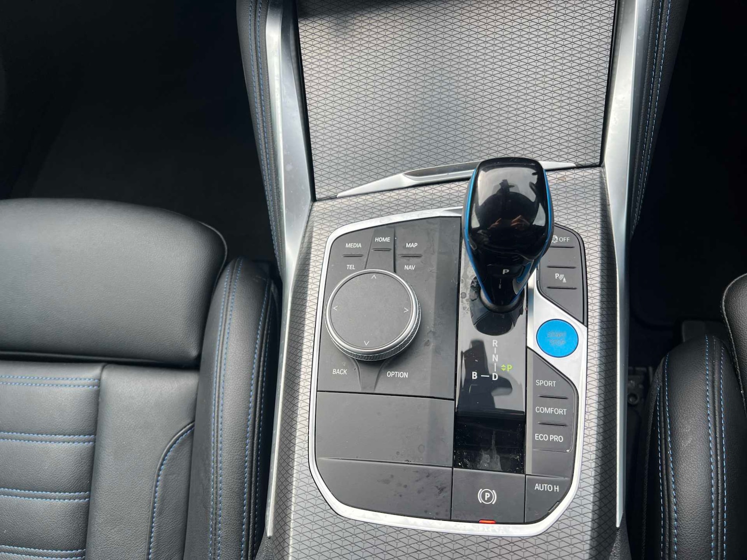 Used BMW i4 2022 for sale - 77845376: Photo 12