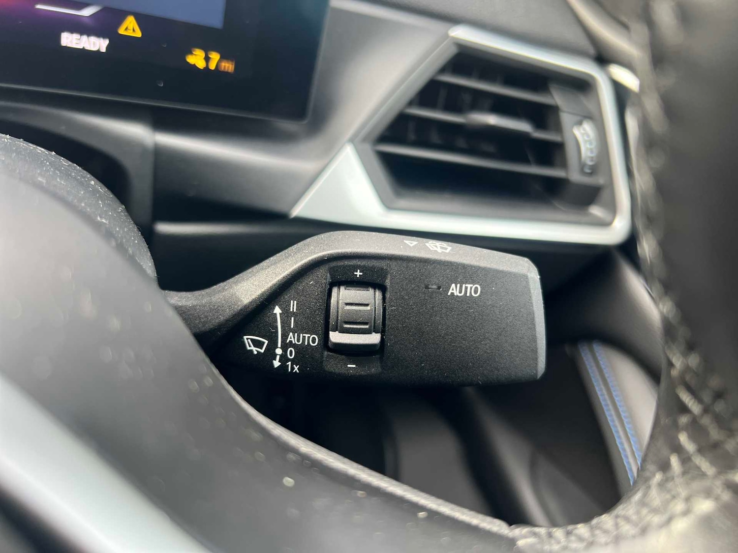 Used BMW i4 2022 for sale - 77845376: Photo 25