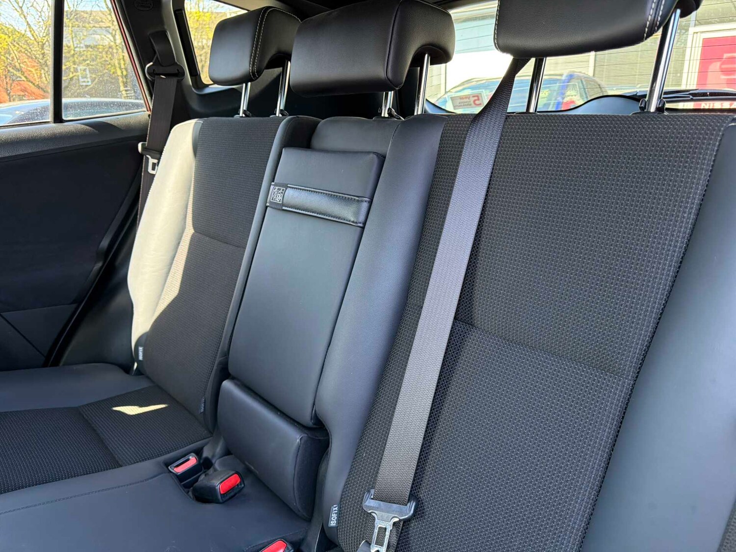 Used Toyota RAV4 2017 for sale - 78196311: Photo 15