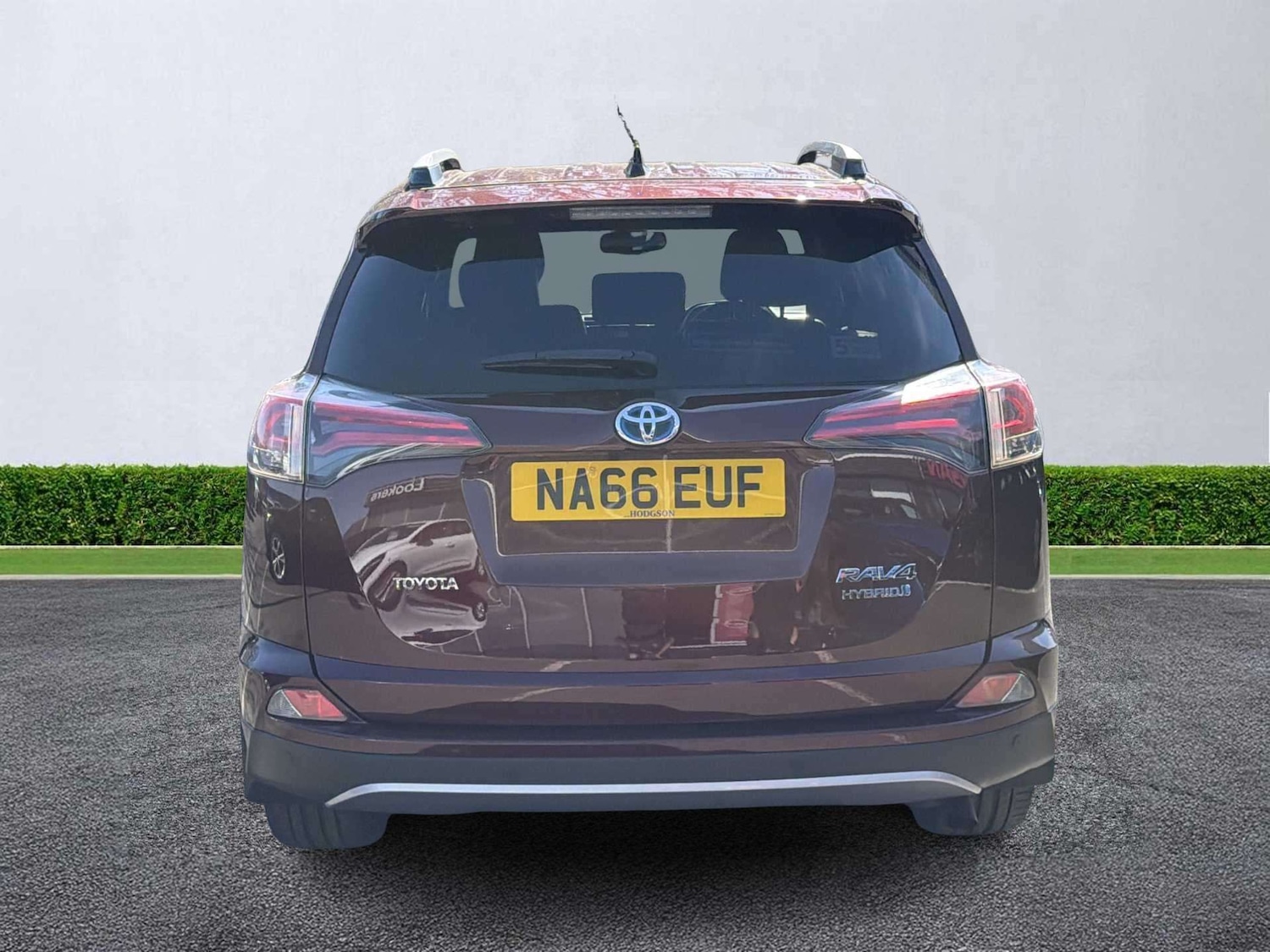 Used Toyota RAV4 2017 for sale - 78196311: Photo 4