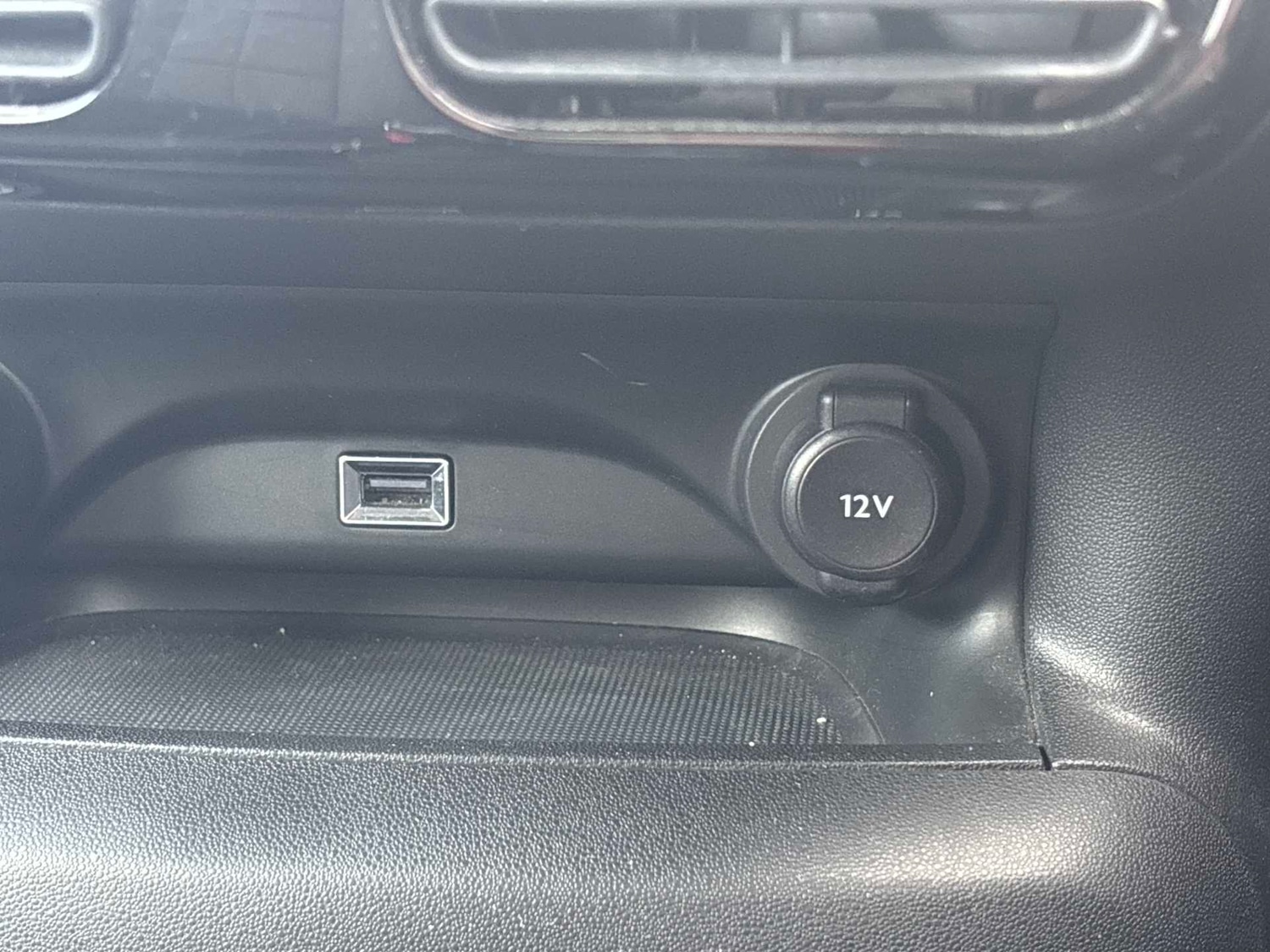 Used Citroen C4 Cactus 2020 for sale - 76450551: Photo 28