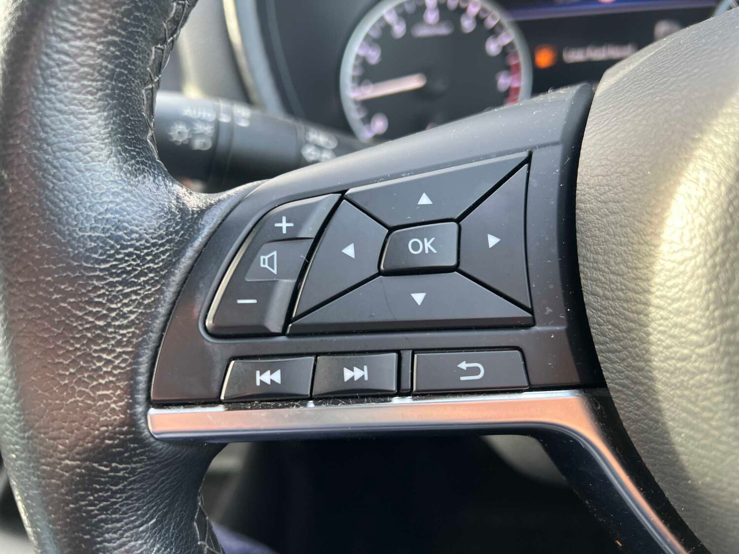 Used Nissan Juke 2023 for sale - 78139576: Photo 23