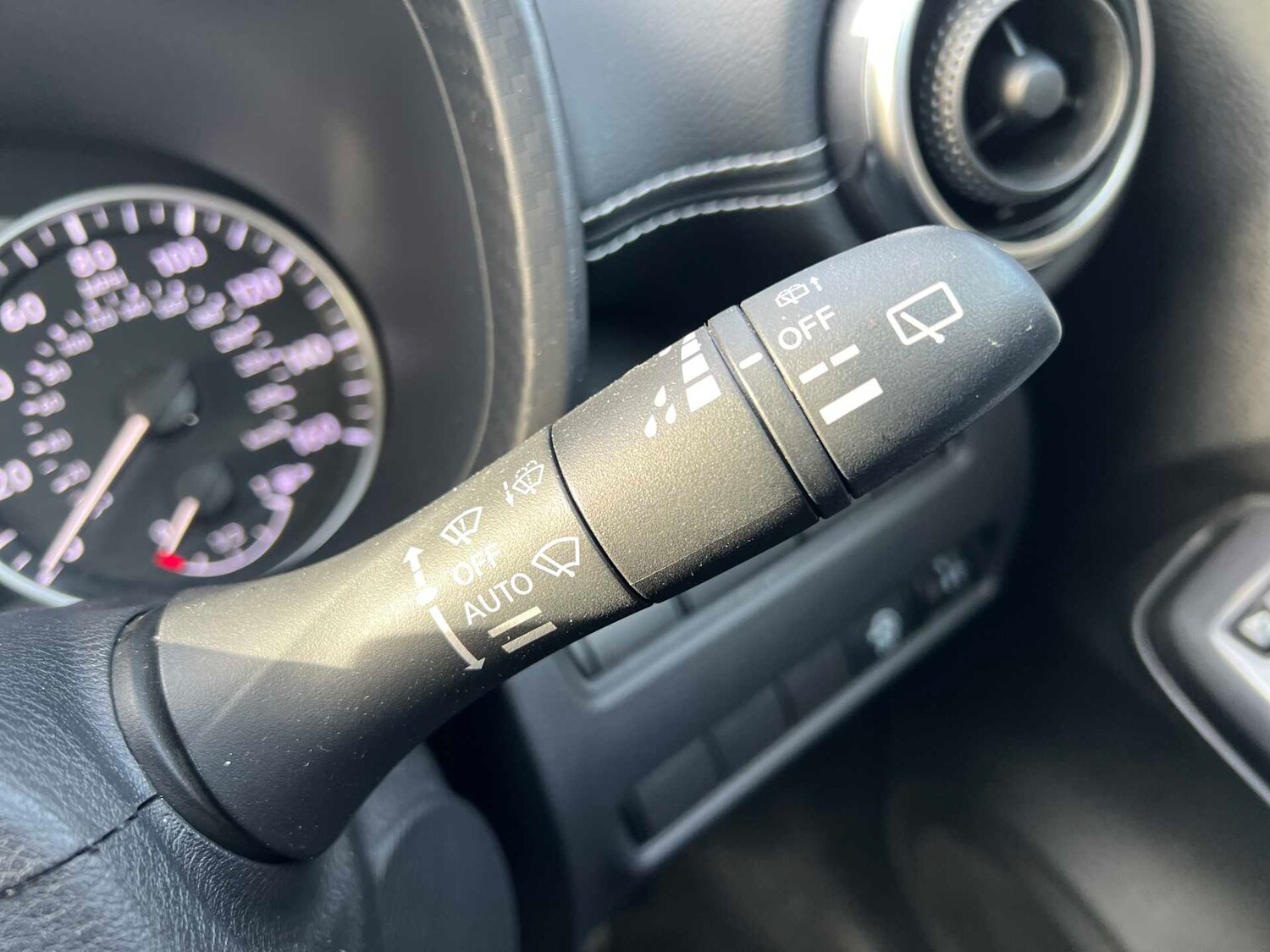 Used Nissan Juke 2023 for sale - 78139576: Photo 24