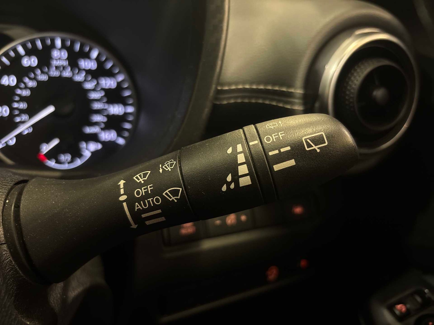 Used Nissan Juke 2020 for sale - 76799348: Photo 25