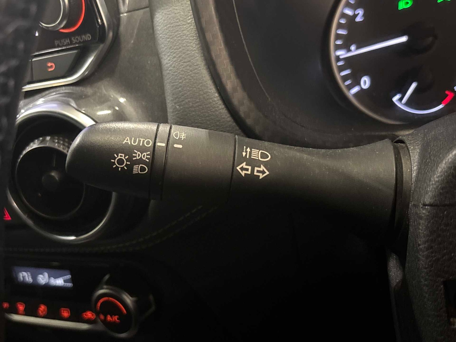 Used Nissan Juke 2020 for sale - 76799348: Photo 26