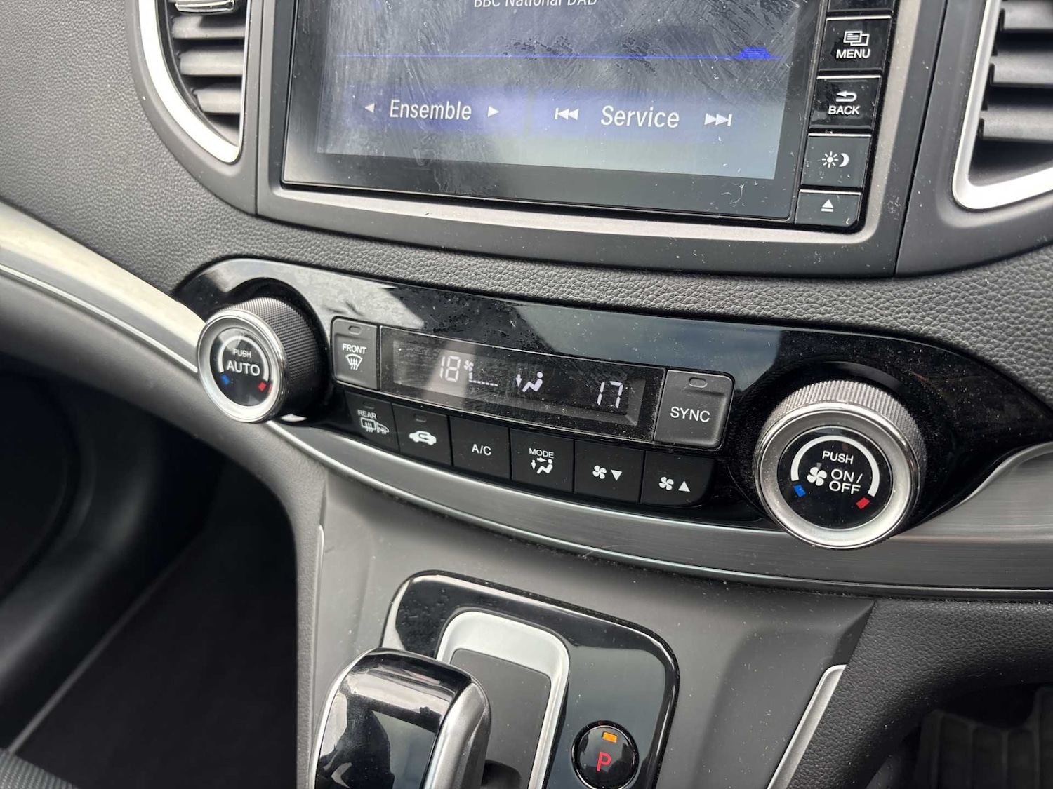 Used Honda CR-V 2015 for sale - 76430816: Photo 11