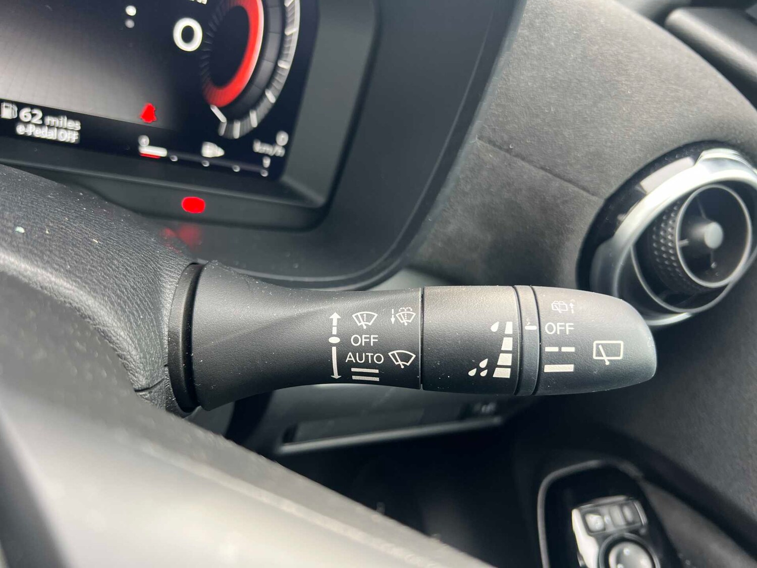 Used Nissan Juke 2025 for sale - 78196010: Photo 25